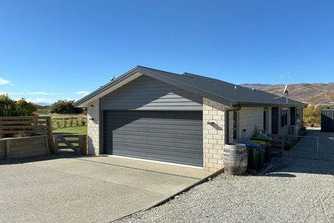 Photo of property in 2 Prospect Lane, Bannockburn, Cromwell, 9384