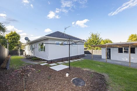 Photo of property in 4 Bethells Road, Waitakere, Auckland, 0816