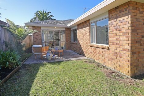 Photo of property in 40 Basra Drive, Henderson, Auckland, 0612