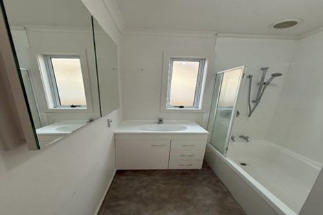 Photo of property in 210 Oxford Street, South Dunedin, Dunedin, 9012