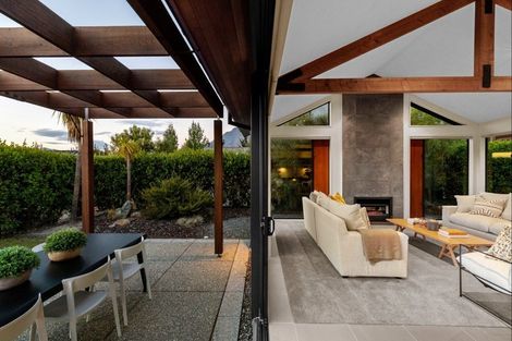 Photo of property in 1 Reading Court, Jacks Point, Queenstown, 9371