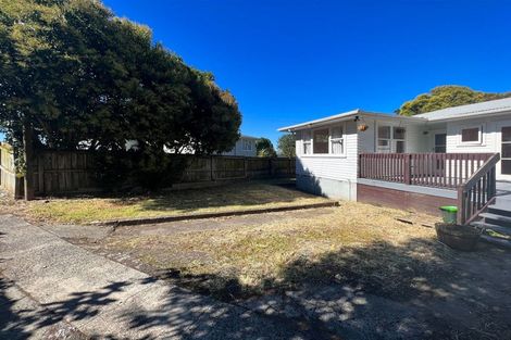 Photo of property in 15 Surrey Street, Manurewa, Auckland, 2102
