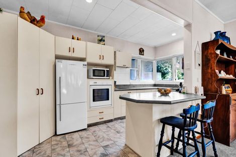 Photo of property in 22 Whakapaki Street, Urenui, 4375