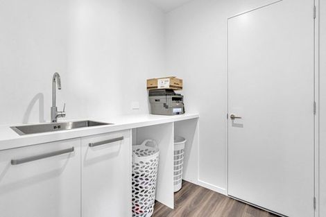 Photo of property in 132 Shillingford Boulevard, Rolleston, 7615