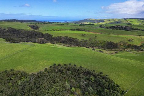 Photo of property in 76 Muriwai Road, Muriwai, 0881
