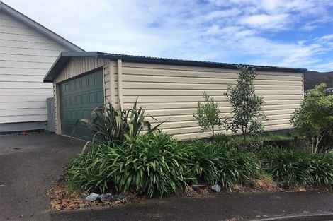 Photo of property in 4 Emily Way, Karori, Wellington, 6012