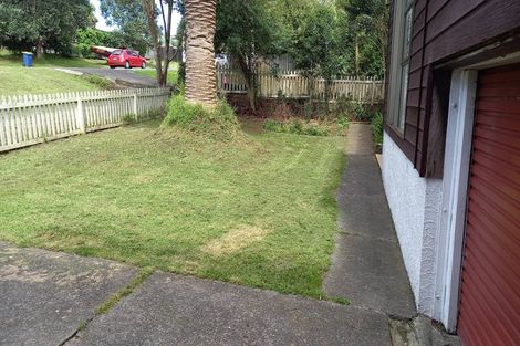 Photo of property in 1 Sunnyside Road, Sunnyvale, Auckland, 0612