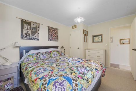Photo of property in 8 La Salle Drive, Westown, New Plymouth, 4310