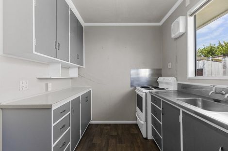 Photo of property in 4/10 Kowhai Avenue, Takaro, Palmerston North, 4410