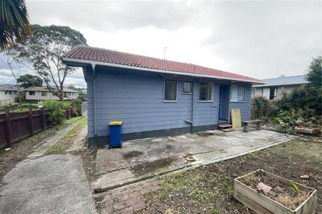 Photo of property in 41 Larissa Avenue, Henderson, Auckland, 0610
