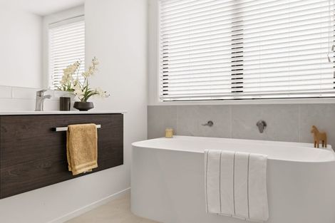 Photo of property in 184a Lake Terrace, Hilltop, Taupo, 3330