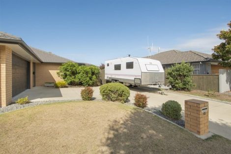 Photo of property in 86 Doncaster Drive, Papamoa Beach, Papamoa, 3118