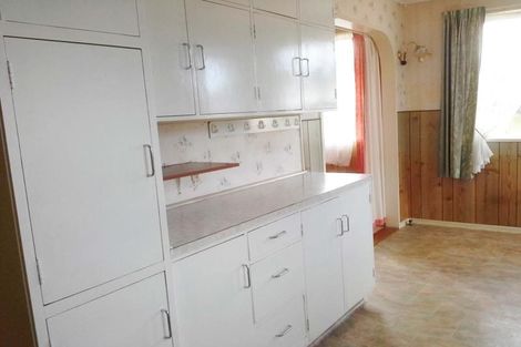 Photo of property in 16 Rangitake Drive, Spotswood, New Plymouth, 4310