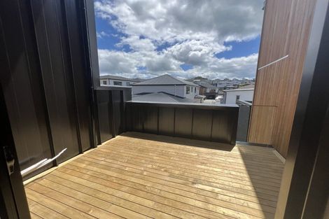 Photo of property in 13 Longshore Drive, Long Bay, Auckland, 0630