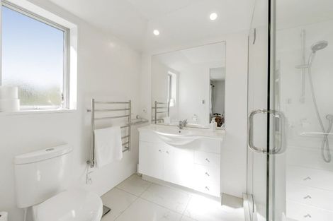 Photo of property in 17 Bridge Street, Southbridge, 7602