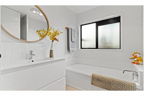 Photo of property in 39 Hutton Street, Otahuhu, Auckland, 1062