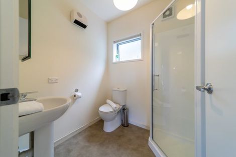 Photo of property in 129a Wynyard Crescent, Fernhill, Queenstown, 9300