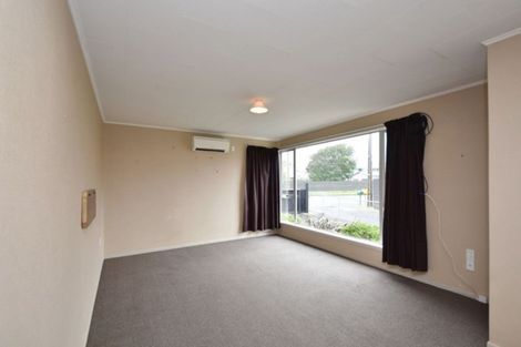 Photo of property in 10 Robert Street, Otatara, Invercargill, 9879