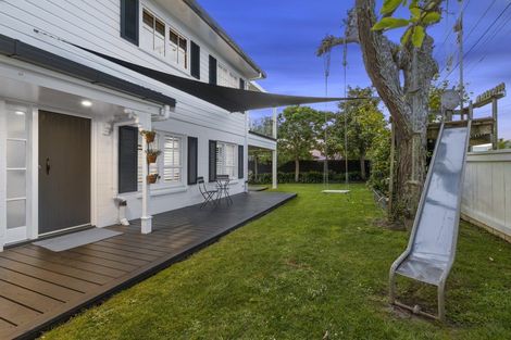 Photo of property in 2/67 Jutland Road, Hauraki, Auckland, 0622