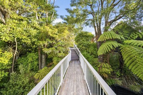 Photo of property in 5 Glentui Grove, Khandallah, Wellington, 6035