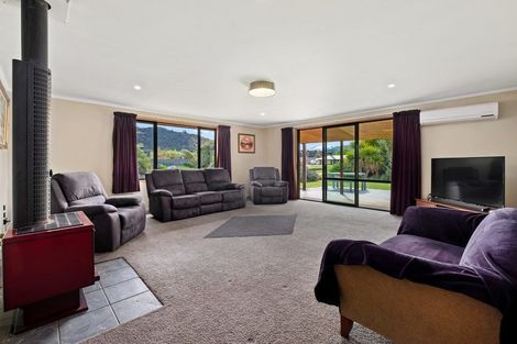 Photo of property in 18 Ash Avenue, Albert Town, Wanaka, 9305