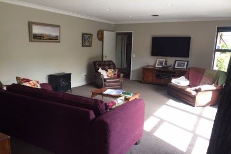 Photo of property in 34 Regency Crescent, Redwood, Christchurch, 8051