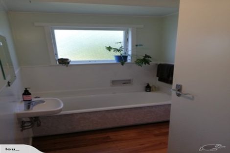 Photo of property in 14 Rutherford Street, Chedworth, Hamilton, 3210