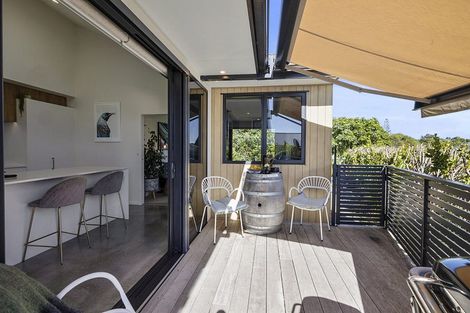 Photo of property in 2/31 Links Drive, Waiwhakaiho, New Plymouth, 4312