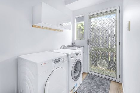 Photo of property in 11a Mahana Road, St Andrews, Hamilton, 3200