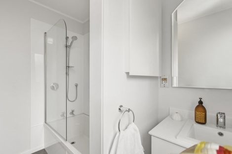 Photo of property in 22a Elizabeth Street, Moera, Lower Hutt, 5010