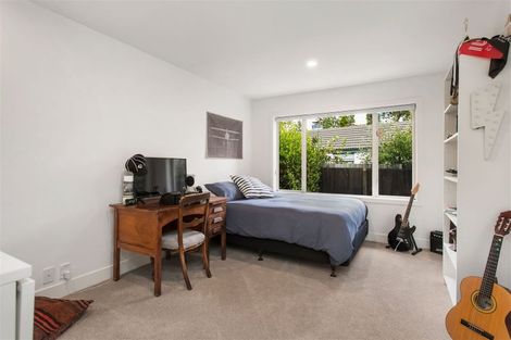 Photo of property in 25 Chepstow Avenue, Fendalton, Christchurch, 8052