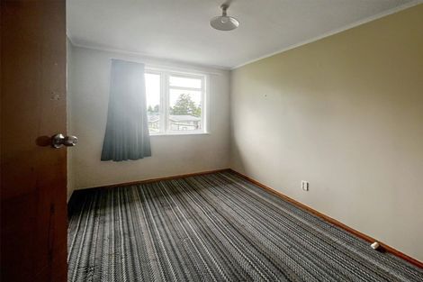 Photo of property in 34-40 Farnham Avenue, Highbury, Palmerston North, 4412