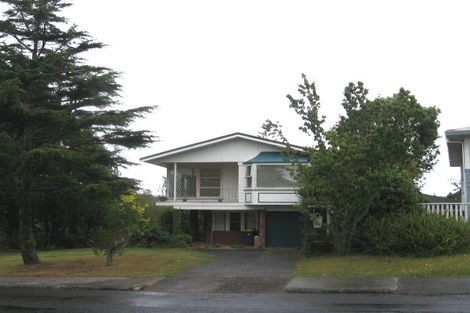 Photo of property in 78 Hillcrest Avenue, Hillcrest, Auckland, 0627