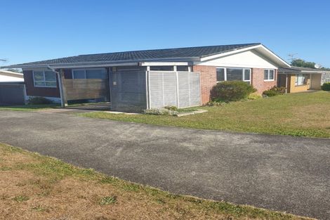 Photo of property in 14 Meachen Terrace, Waiuku, 2123