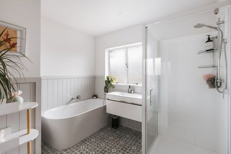 Photo of property in 5a Twelfth Avenue, Tauranga South, Tauranga, 3112