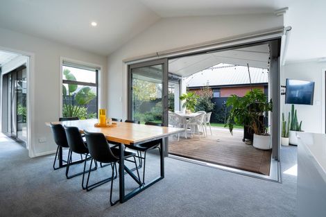 Photo of property in 27c Isobel Hodgson Drive, Cambridge, 3434