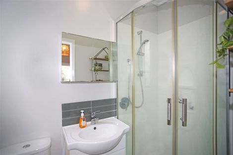 Photo of property in 1 Childs Avenue, Pukekohe, 2120