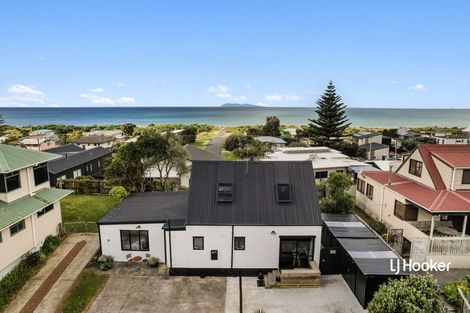 Photo of property in 19 Hanlen Avenue, Waihi Beach, 3611