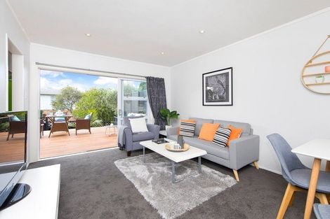Photo of property in 2/56 Gowing Drive, Meadowbank, Auckland, 1072