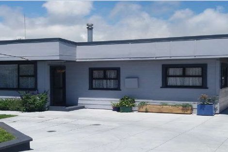 Photo of property in 69 Domett Street, Waitara, 4320