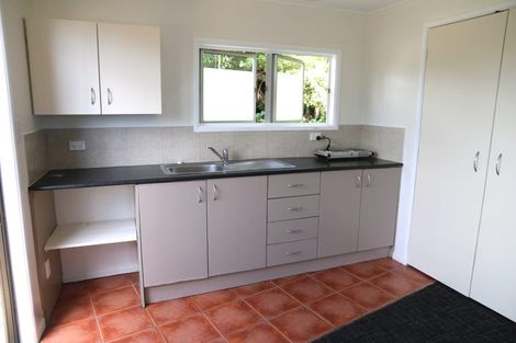 Photo of property in 1/15 Tavern Road, Silverdale, 0932