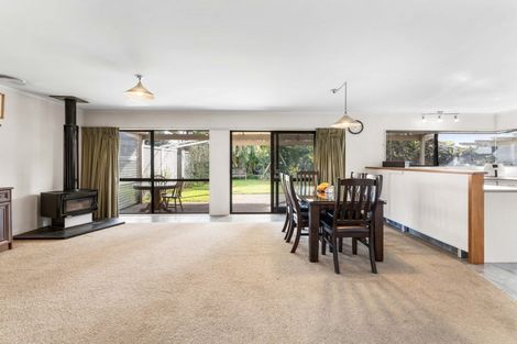 Photo of property in 4 Biscay Place, Conifer Grove, Takanini, 2112