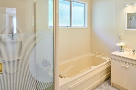 Photo of property in 54 Gloaming Hill, Titahi Bay, Porirua, 5022