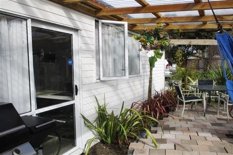 Photo of property in 302 Pages Road, Wainoni, Christchurch, 8061