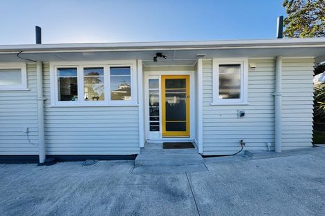 Photo of property in 50 Black Rock Road, Newlands, Wellington, 6037