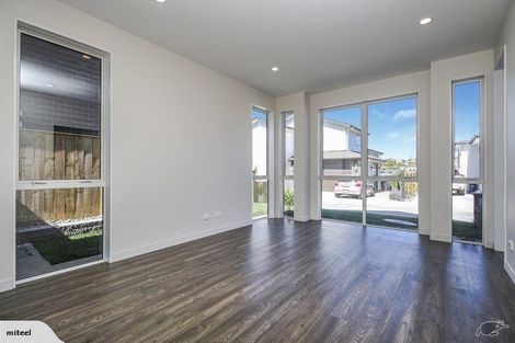 Photo of property in 39 Remuremu Street, Long Bay, Auckland, 0630