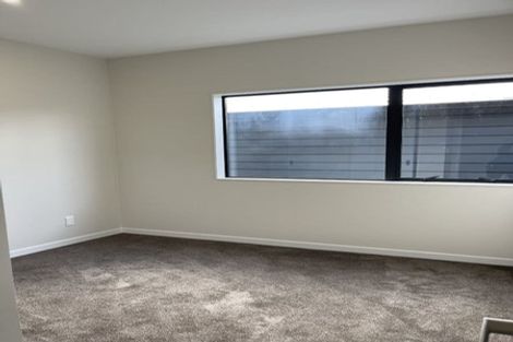 Photo of property in 21 Morus Road, Massey, Auckland, 0614