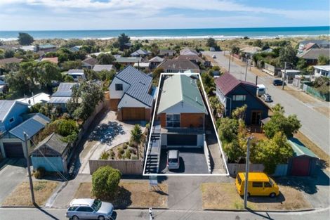 Photo of property in 143 Pine Avenue, South New Brighton, Christchurch, 8062