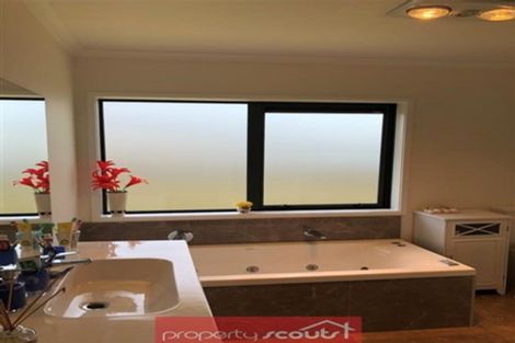 Photo of property in 2 Ryder Drive, Waiwhakaiho, New Plymouth, 4312