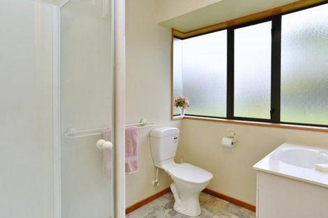 Photo of property in 4 Thornley Place, Woodend, 7610